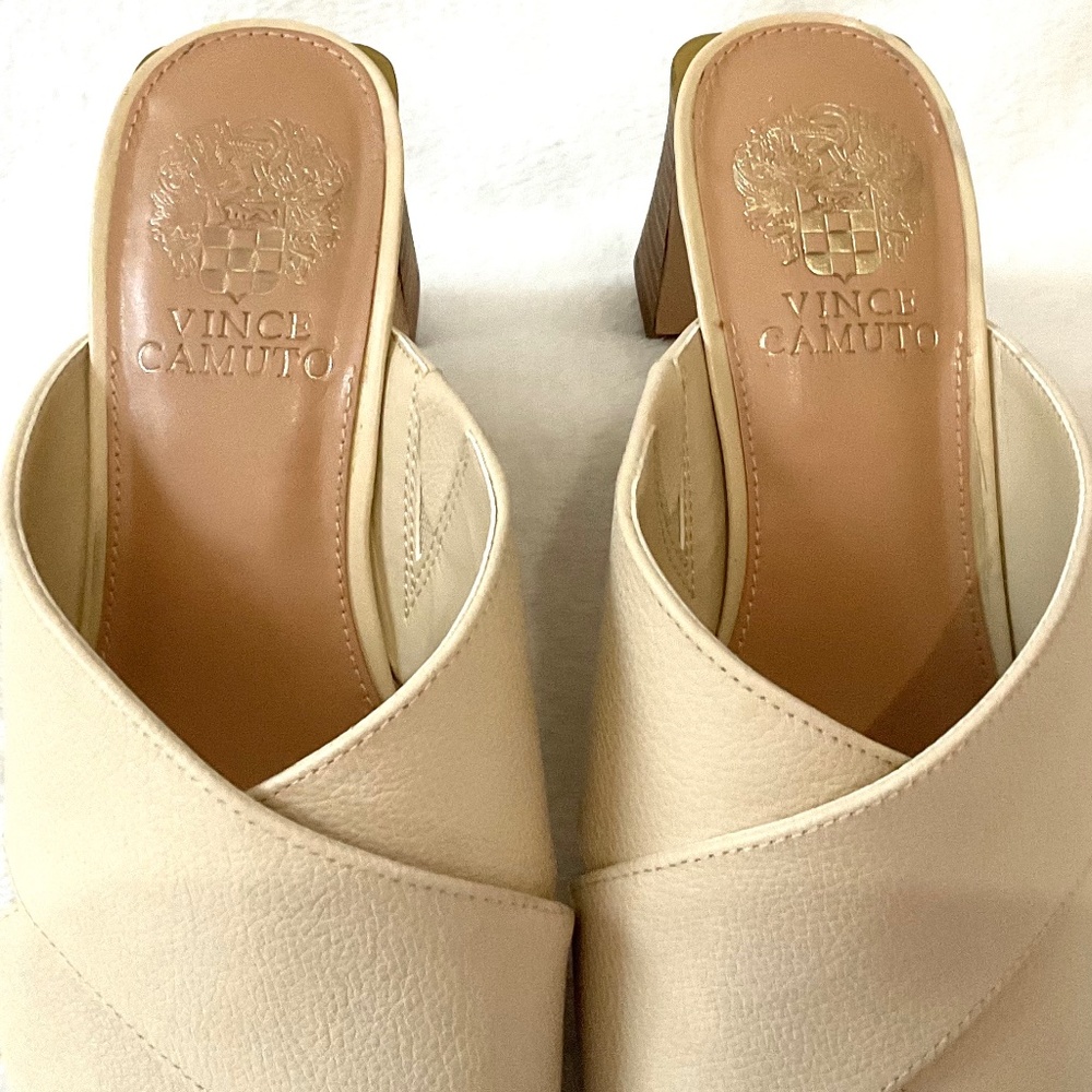 TAN VINCE CAMUTO HEMILA LEATHER CROSSOVER SLIP ON BLOCK HEEL SANDAL SZ  7.5M/38 - Picture 6 of 13